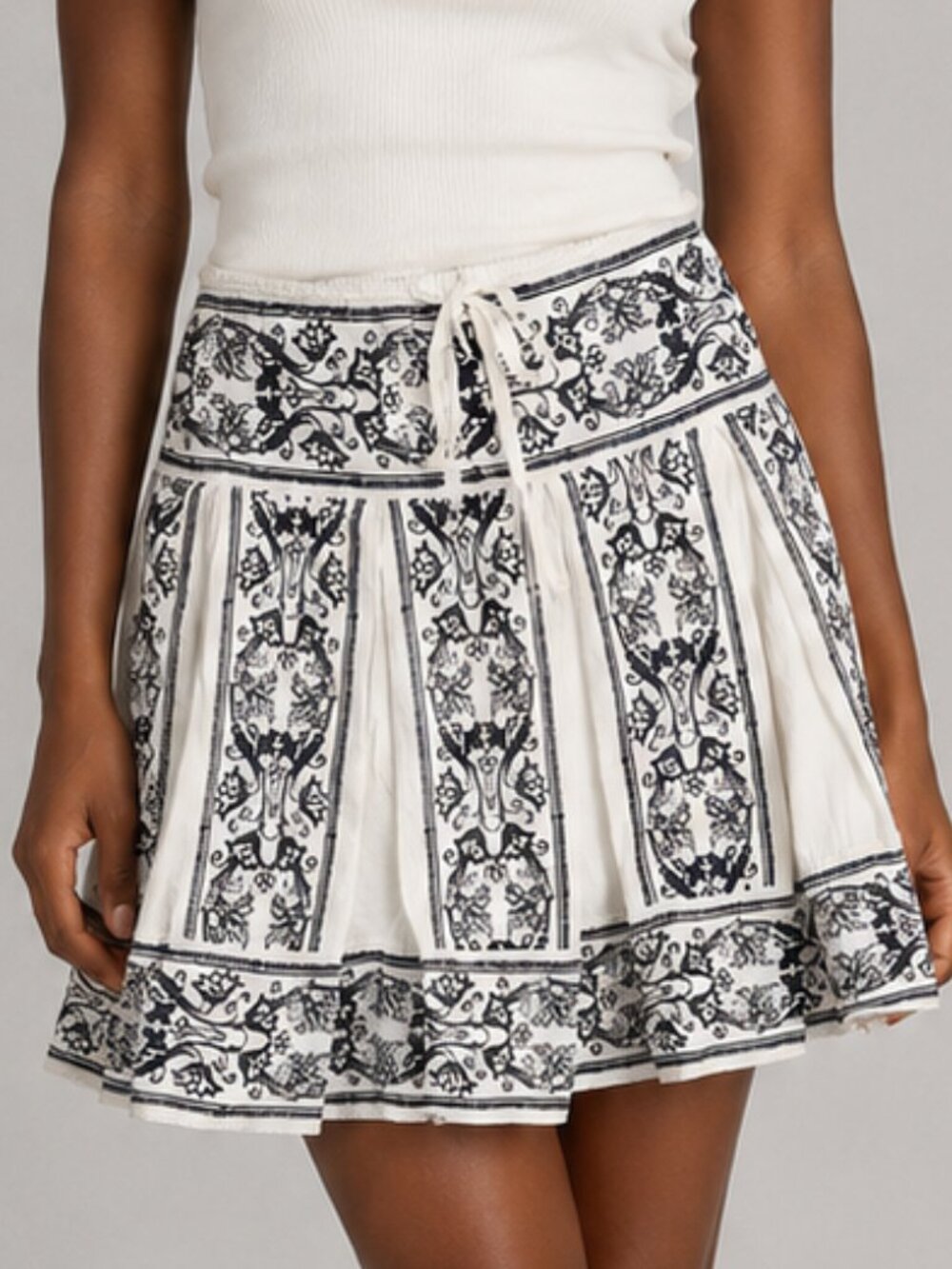 Max Studio | Navy Floral Boho Majorca Cotton Mini Skirt XL